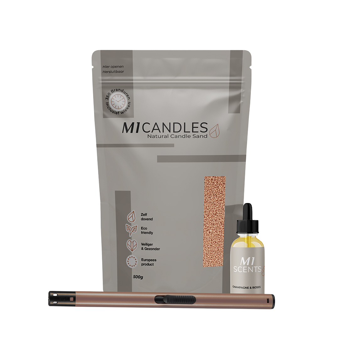M1 Candles starterset met 500g kaarsenzand in oranje tint, een flesje M1 Scents geur olie Champagne & Roses en een metallic rosé hervulbare aansteker – duurzaam en stijlvol kaarsenconcept.