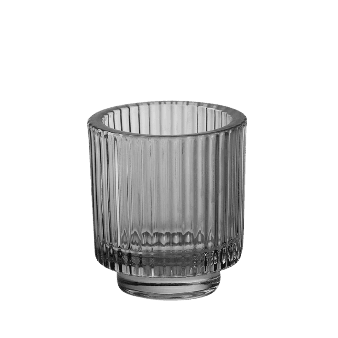 Zwarte glazen kaarshouder met geribbeld glas, verkrijgbaar in meerdere kleuren en ideaal voor gebruik met kaarsenzand.