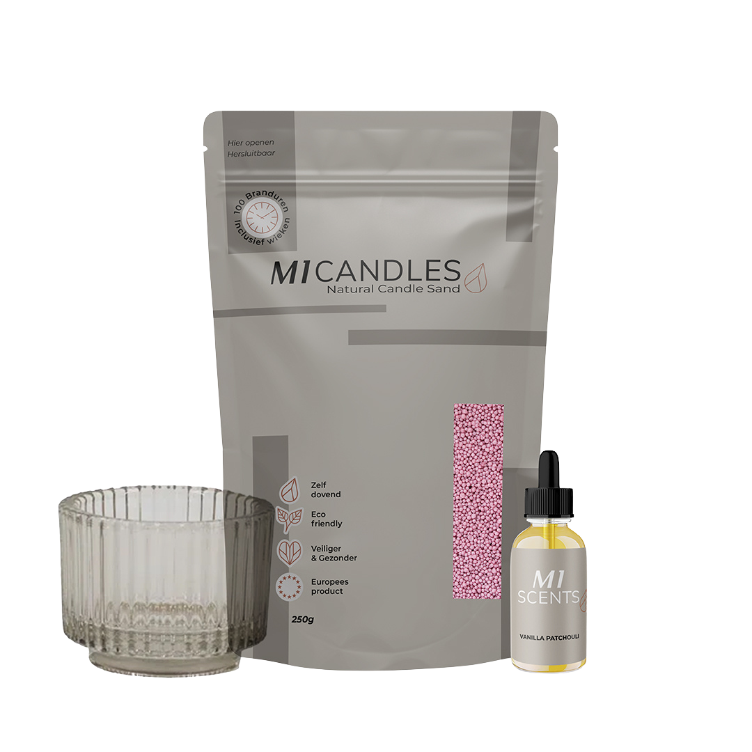 Starterspakket Plus van M1 Candles met kaarsenzand, geurolie en glazen houder – duurzaam en herbruikbaar kaarsconcept.
