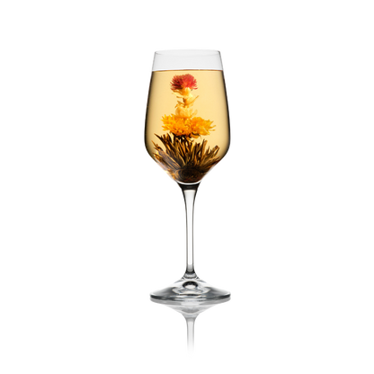 Bloeiende theebloem Flower Lover met jasmijn en goudsbloem in Flora Tea glas