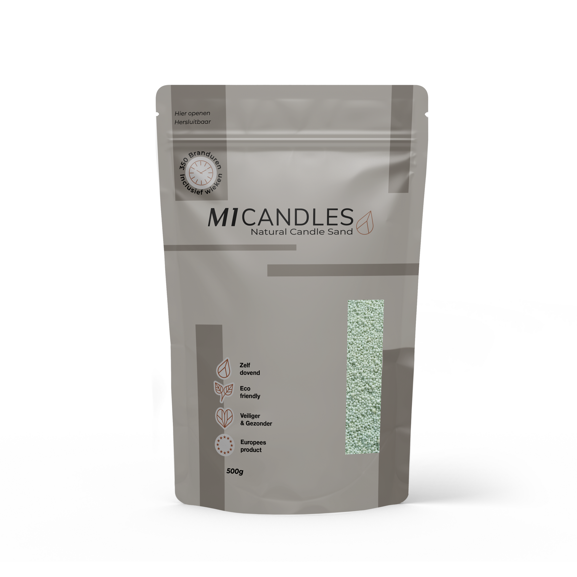 Herbruikbare verpakking van 500g M1 Candles kaarsenzand sage, eco friendly, zelfdovend en geproduceerd in Europa.