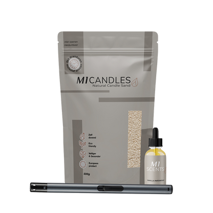 Luxe pakket van M1 Candles met kaarsenzand, geurolie en aansteker – duurzaam, herbruikbaar en veilig kaarsconcept.